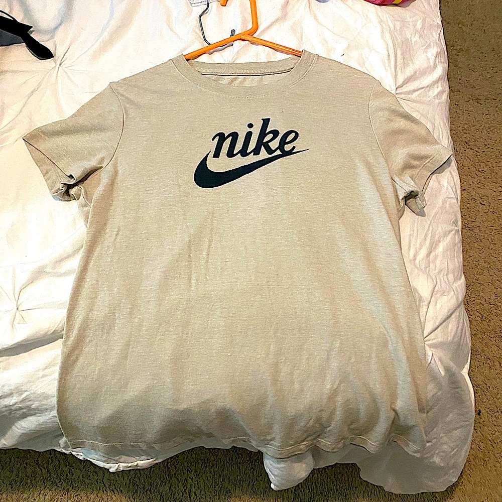 Super cozy Nike tee